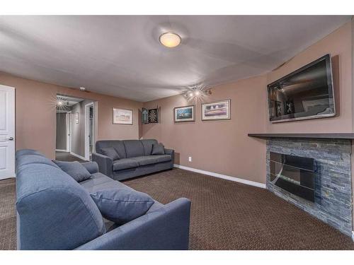 1347 New Brighton Park Se, Calgary, AB 