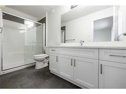 3555 Chestermere Boulevard, Chestermere, AB - Indoor Photo Showing Bathroom