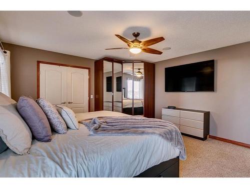 144 Springmere Road, Chestermere, AB - Indoor Photo Showing Bedroom