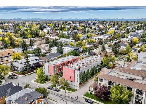 102-1808 27 Avenue Sw, Calgary, AB - Outdoor With View