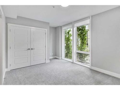 210-2717 17 Street Sw, Calgary, AB - Indoor Photo Showing Other Room