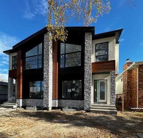 2424 6 Street Ne, Calgary, AB - Outdoor