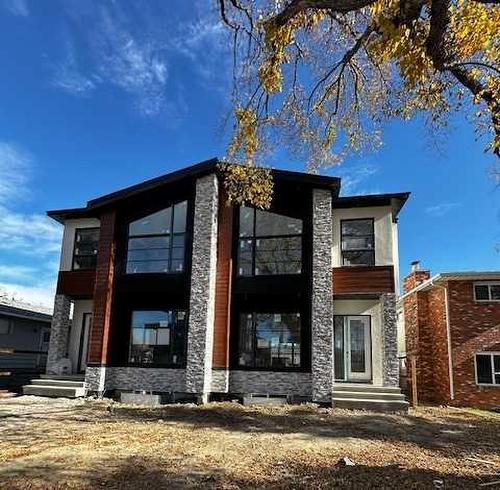 2424 6 Street Ne, Calgary, AB - Outdoor With Facade