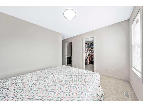 308 Cornergate Row East, Calgary, AB - Indoor Photo Showing Bedroom