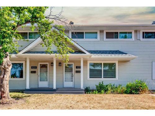 122-4525 31 Street Sw, Calgary, AB - Outdoor With Facade