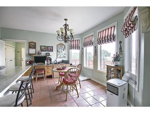 255046 Tsp Rd250 Road, Rural Wheatland County, AB - Indoor Photo Showing Dining Room