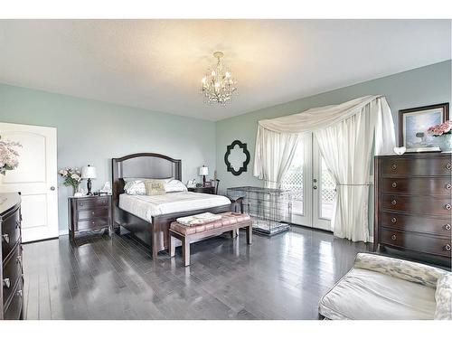 255046 Tsp Rd250 Road, Rural Wheatland County, AB - Indoor Photo Showing Bedroom