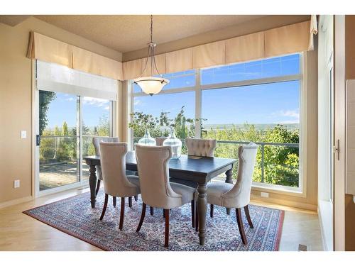 7787 Springbank Way Sw, Calgary, AB - Indoor Photo Showing Dining Room