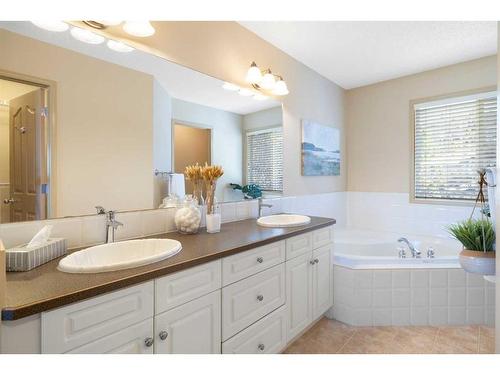 7787 Springbank Way Sw, Calgary, AB - Indoor Photo Showing Bathroom