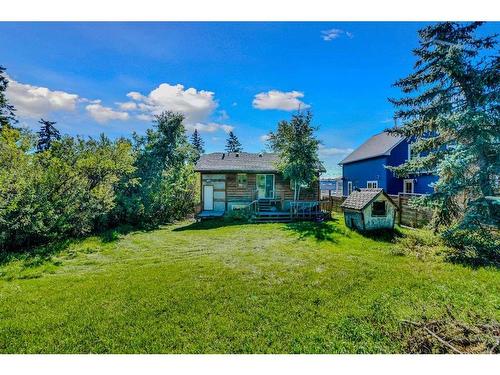 408 3 Street, Cochrane, AB - Outdoor