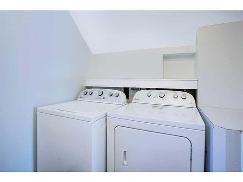 408 3 Street, Cochrane, AB - Indoor Photo Showing Laundry Room