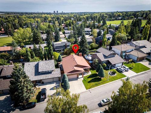 111 Oakmount Way Sw, Calgary, AB - Outdoor With View