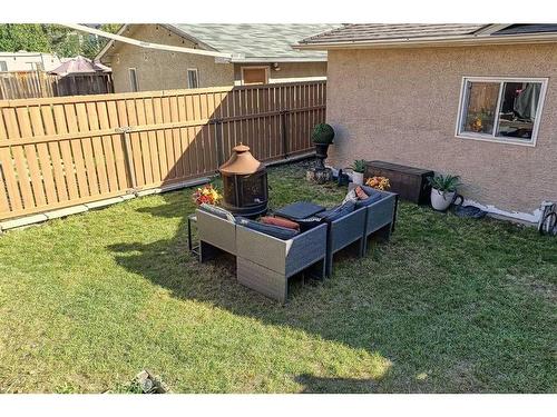 2417 53 Avenue Sw, Calgary, AB - Outdoor With Exterior