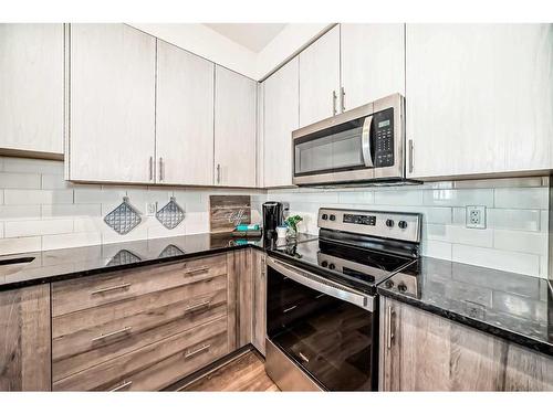 3418-298 Sage Meadows Park Nw, Calgary, AB - Indoor Photo Showing Kitchen