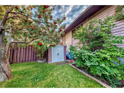 115 Ranchlands Court Nw, Calgary, AB - Outdoor