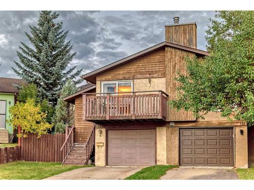 115 Ranchlands Court Nw, Calgary, AB - Outdoor With Exterior