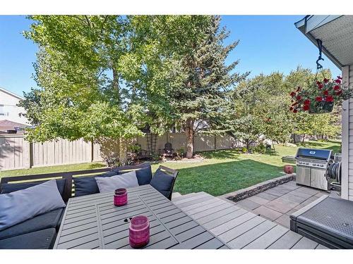 17 Sierra Morena Villas Sw, Calgary, AB 