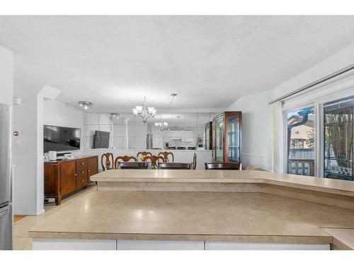 28 Taralea Gardens Ne, Calgary, AB - Indoor Photo Showing Kitchen