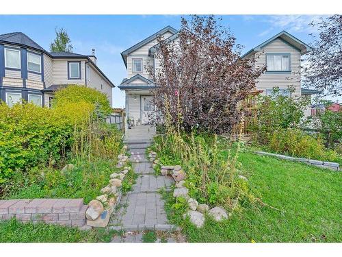 28 Taralea Gardens Ne, Calgary, AB - Outdoor