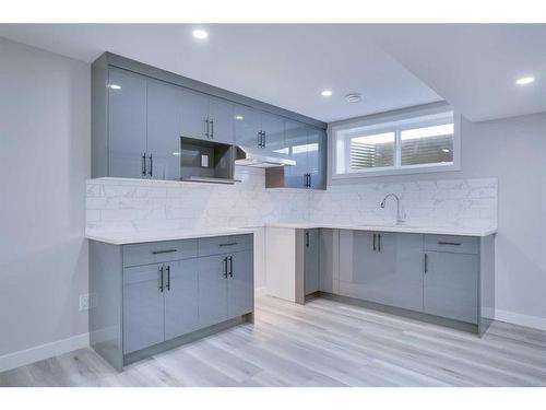 534 Corner Meadows Way Ne Meadows East, Calgary, AB - Indoor Photo Showing Kitchen