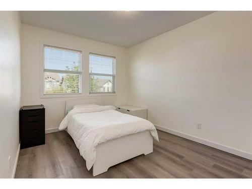 35 Nolanfield Heights Nw, Calgary, AB - Indoor Photo Showing Bedroom