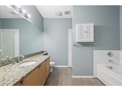 210-5201 Dalhousie Drive Nw, Calgary, AB - Indoor Photo Showing Bathroom