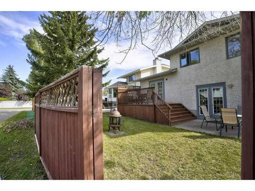 2513 Douglas Woods Link Se, Calgary, AB - Outdoor With Deck Patio Veranda With Exterior