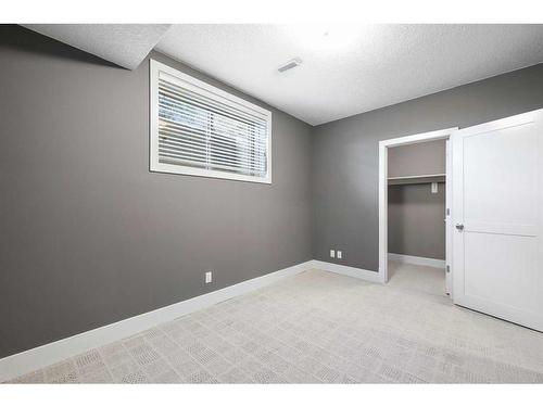 2239 29 Avenue Sw, Calgary, AB - Indoor Photo Showing Other Room