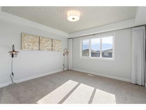 149 Magnolia Terrace Se, Calgary, AB - Indoor Photo Showing Other Room