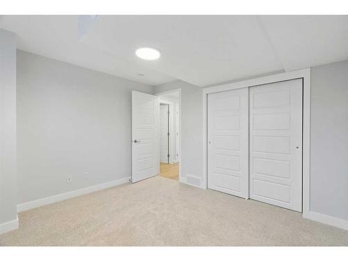 149 Magnolia Terrace Se, Calgary, AB - Indoor Photo Showing Other Room