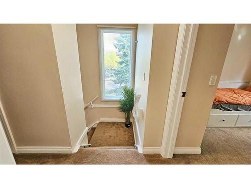 167 Woodborough Terrace Sw, Calgary, AB - Indoor Photo Showing Other Room