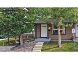 167 Woodborough Terrace SW Calgary, AB T2W 5B4