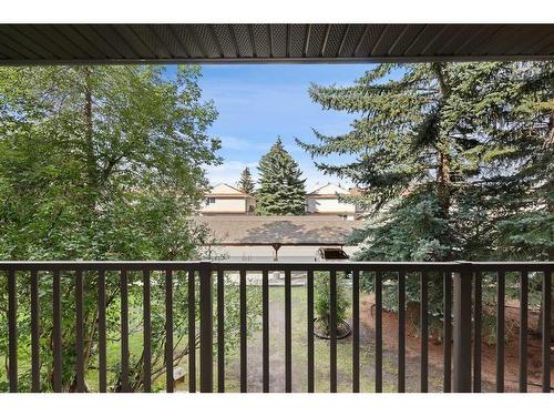 212-550 Westwood Drive Sw, Calgary, AB - Outdoor With Balcony