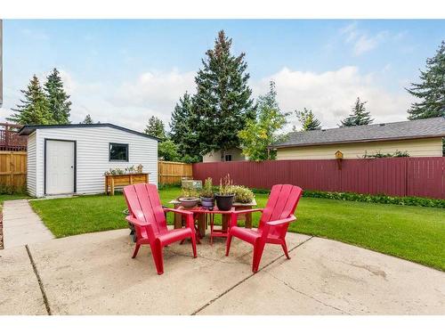 128 Oakridge Place Sw, Calgary, AB - Outdoor