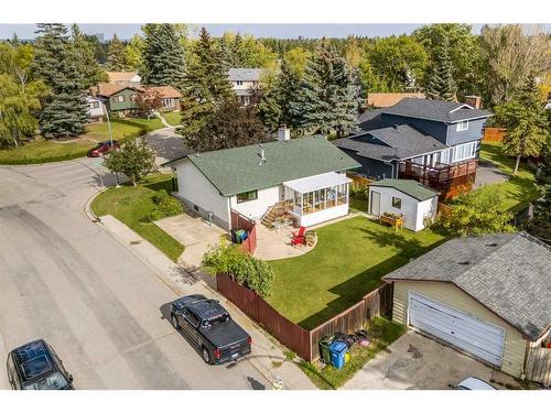 128 Oakridge Place Sw, Calgary, AB - Outdoor