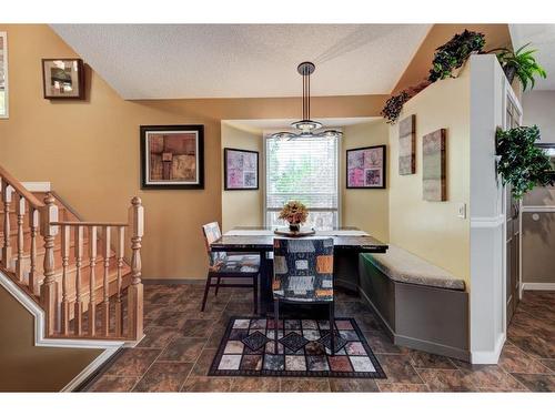 14981 5 Street Sw, Calgary, AB - Indoor Photo Showing Other Room