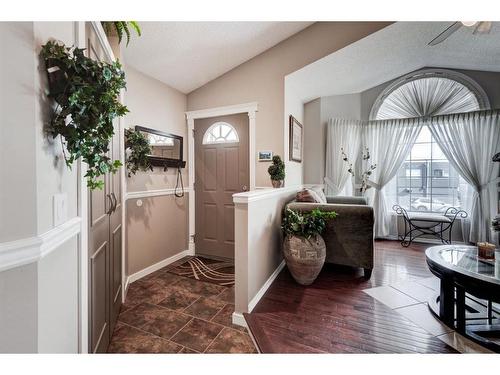 14981 5 Street Sw, Calgary, AB - Indoor Photo Showing Other Room