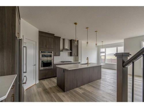 1198 Chinook Winds Circle Sw, Airdrie, AB - Indoor Photo Showing Kitchen With Upgraded Kitchen