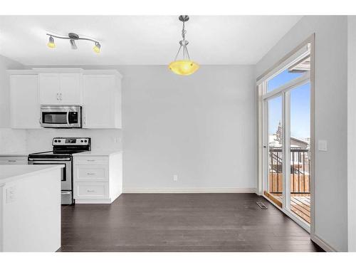 1186 Evanston Drive Nw, Calgary, AB - Indoor Photo Showing Kitchen