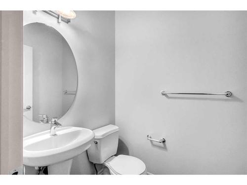 1186 Evanston Drive Nw, Calgary, AB - Indoor Photo Showing Bathroom