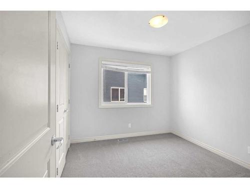 1186 Evanston Drive Nw, Calgary, AB - Indoor Photo Showing Other Room