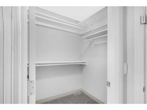 1186 Evanston Drive Nw, Calgary, AB - Indoor With Storage