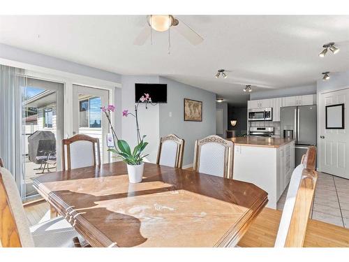 317 Carriage Lane Drive, Carstairs, AB - Indoor Photo Showing Dining Room