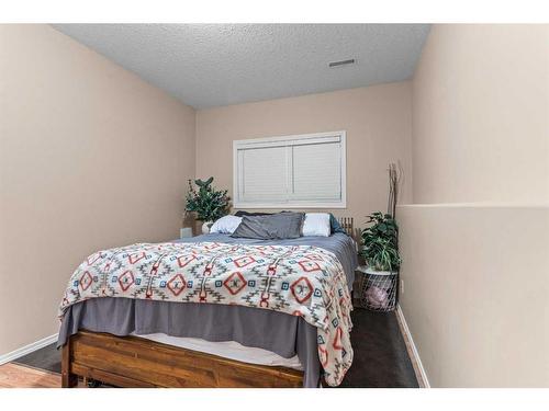 317 Carriage Lane Drive, Carstairs, AB - Indoor Photo Showing Bedroom