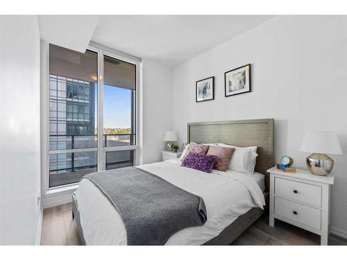 516-615 6 Avenue Se, Calgary, AB - Indoor Photo Showing Bedroom