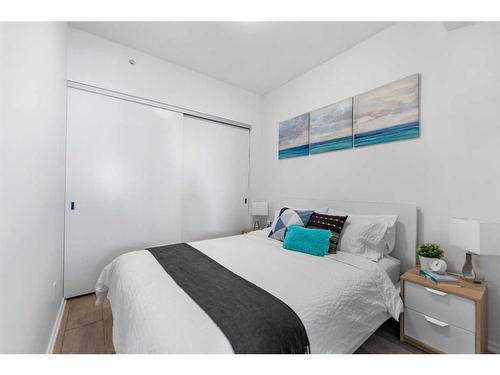 516-615 6 Avenue Se, Calgary, AB - Indoor Photo Showing Bedroom