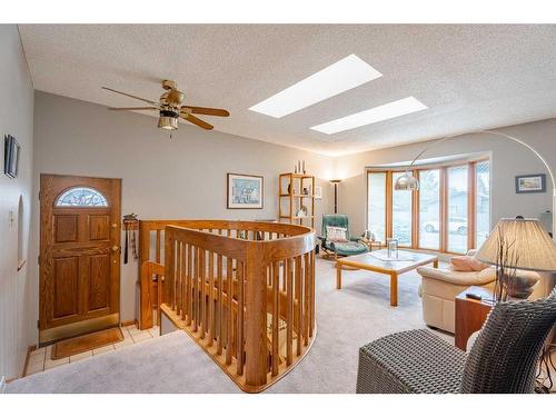 3007 Oakmoor Drive Sw, Calgary, AB - Indoor Photo Showing Other Room