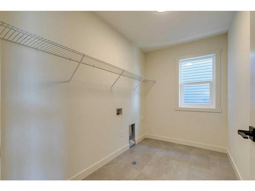 124 Heritage Boulevard, Cochrane, AB - Indoor With Storage