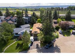 544 Ranchview Court NW Calgary, AB T3G 1R6