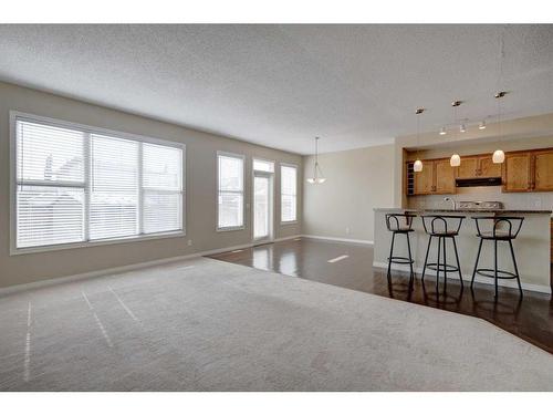 1047 Copperfield Boulevard Se, Calgary, AB - Indoor Photo Showing Kitchen